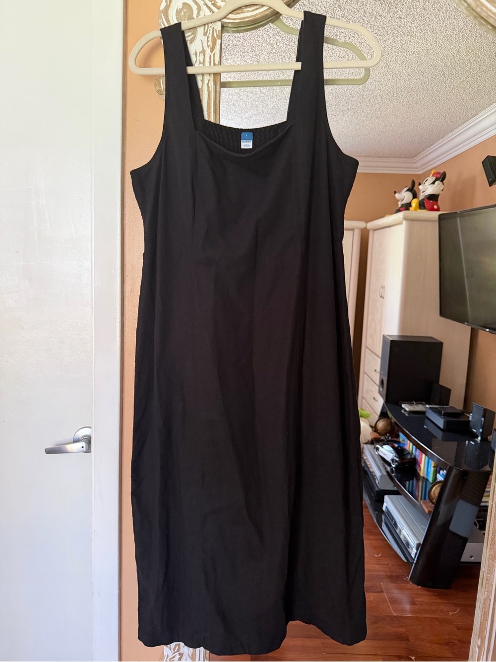 NEW no tags, Old Navy Classic Black Tank Midi Dress